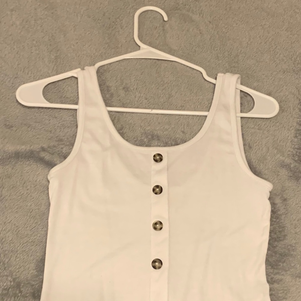 Whit muscle tee